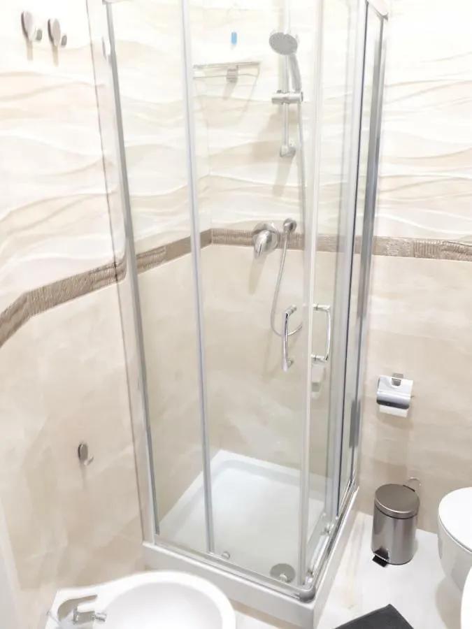 Gold House Hotel La Spezia Guest house
